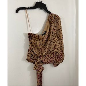 Express  Women’s One Shoulder Animal Print  Crop Top New with Tags Size:…
